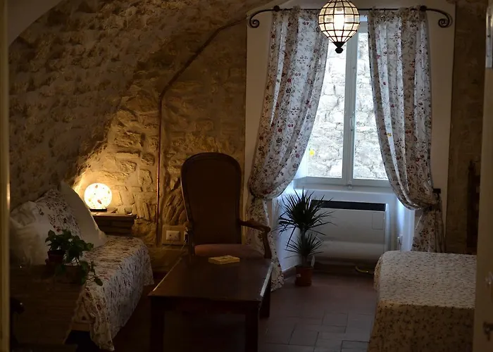 Nel Cuore Di نارني